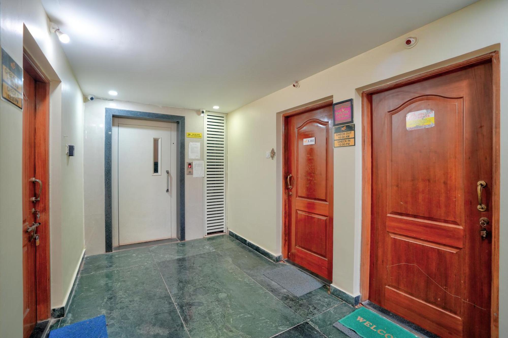 4Bhk Sparkling Apartment Near Beach Pool & Bar 2Bhkx2 ヴァガトール エクステリア 写真