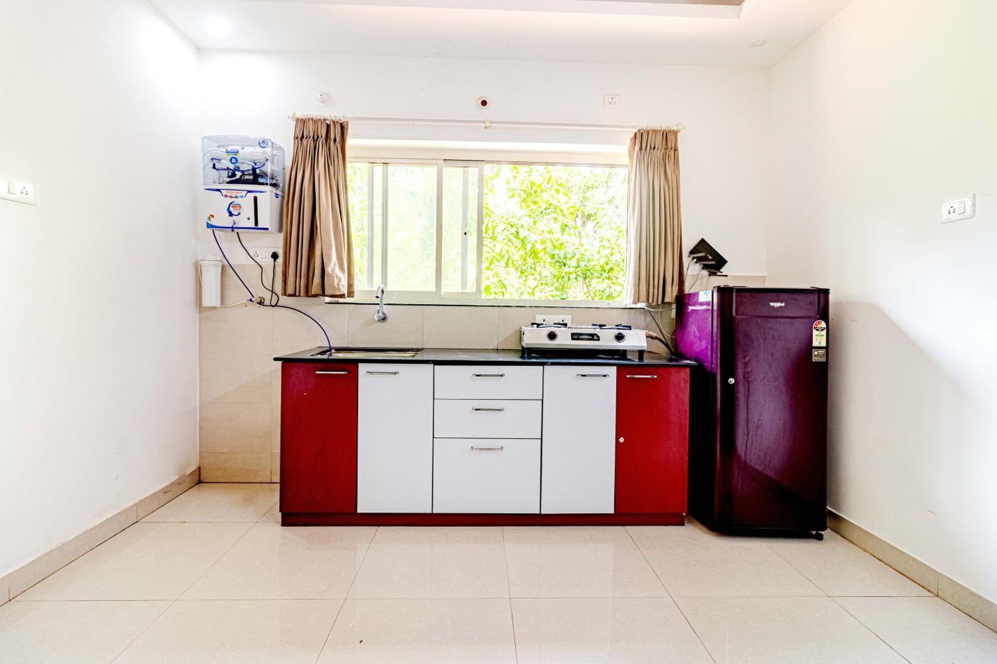 4Bhk Sparkling Apartment Near Beach Pool & Bar 2Bhkx2 ヴァガトール エクステリア 写真